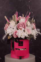 Yapay ve Kuru Çiçek Tasarım Çikolatalı Flowerbox (Emily)