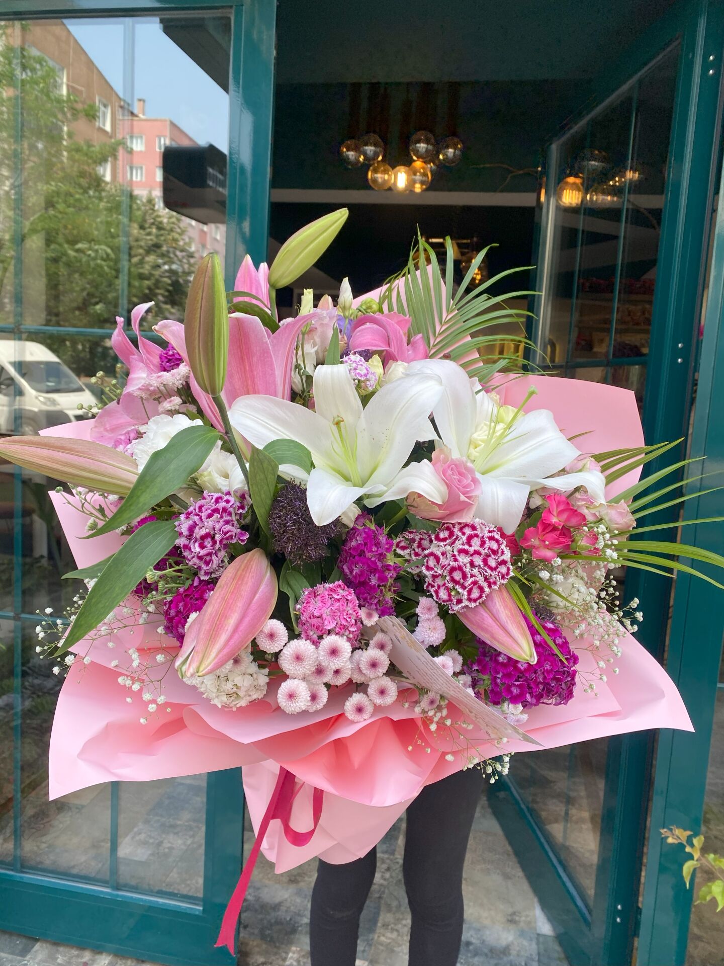 Bloom Lilyumlu Pembe Buket