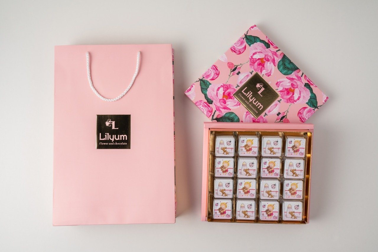 Hediye Kız Bebek Çikolata Kutusu