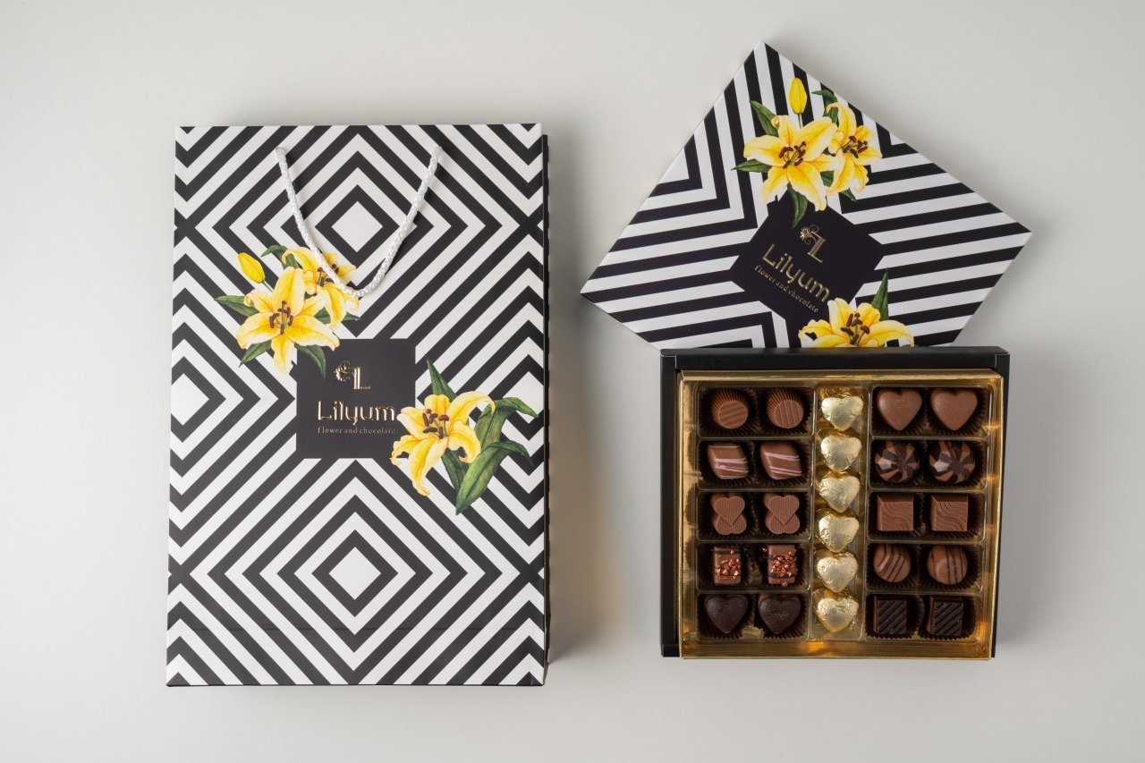 Gold Yaldızlı Kalp Spesiyal Çikolata