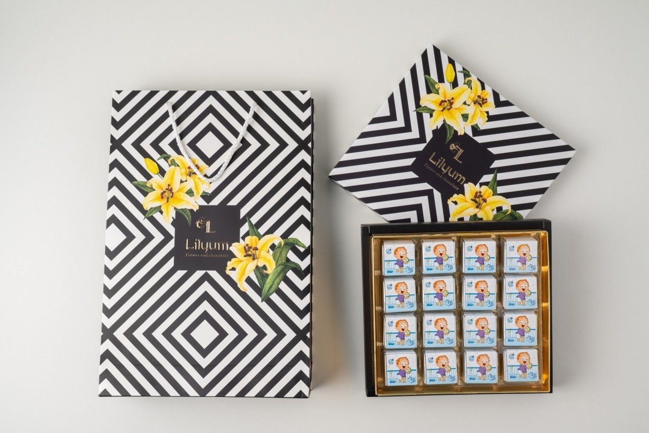 Hediye Erkek Bebek Çikolata Kutusu