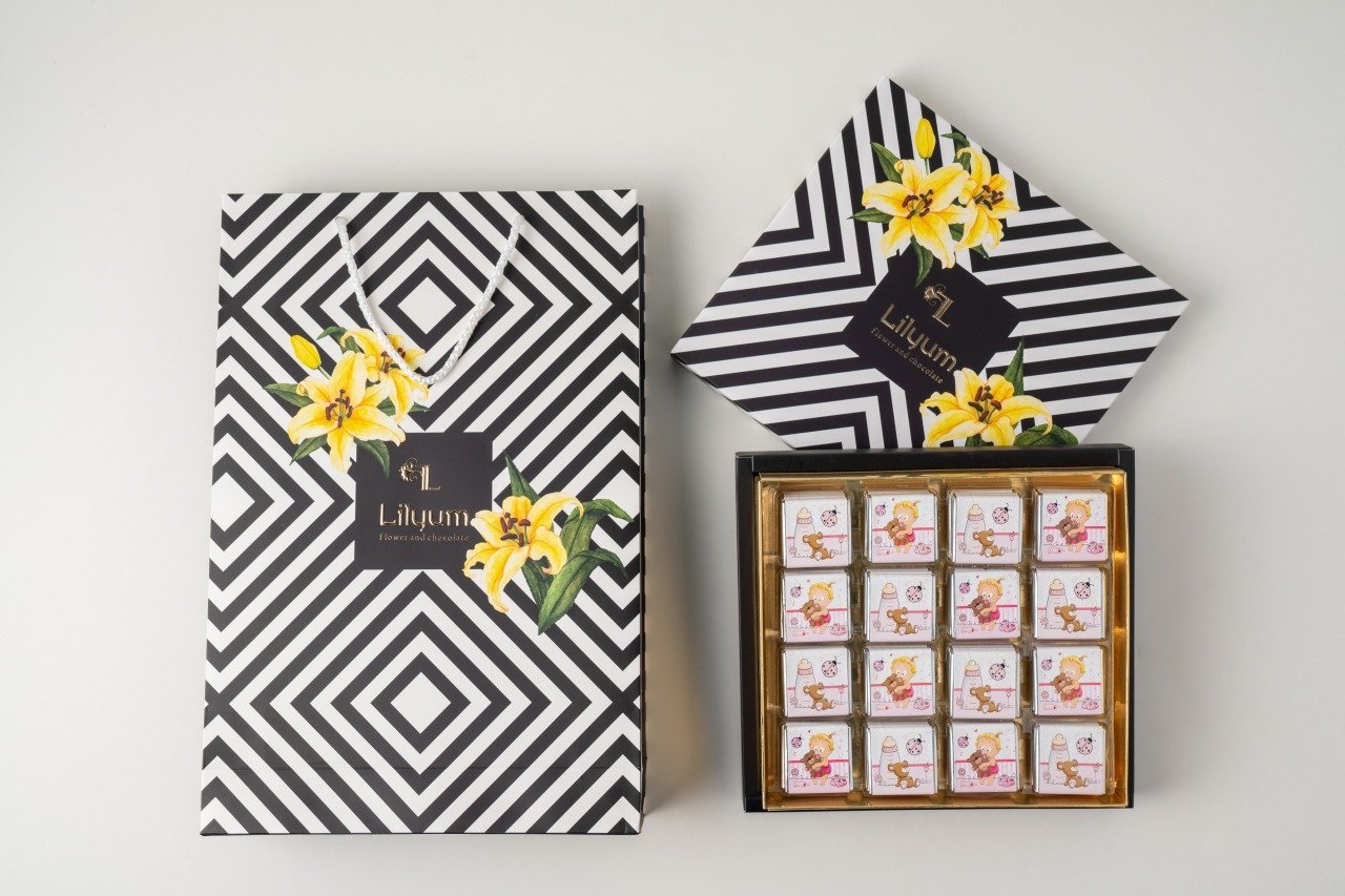 Hediye Kız Bebek Çikolata Kutusu