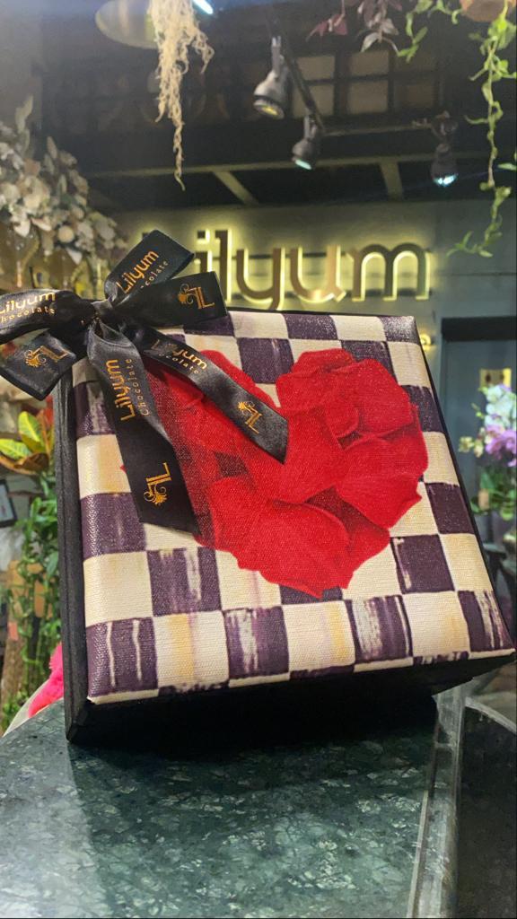 Baskılı Kutuda Kristal Çikolata