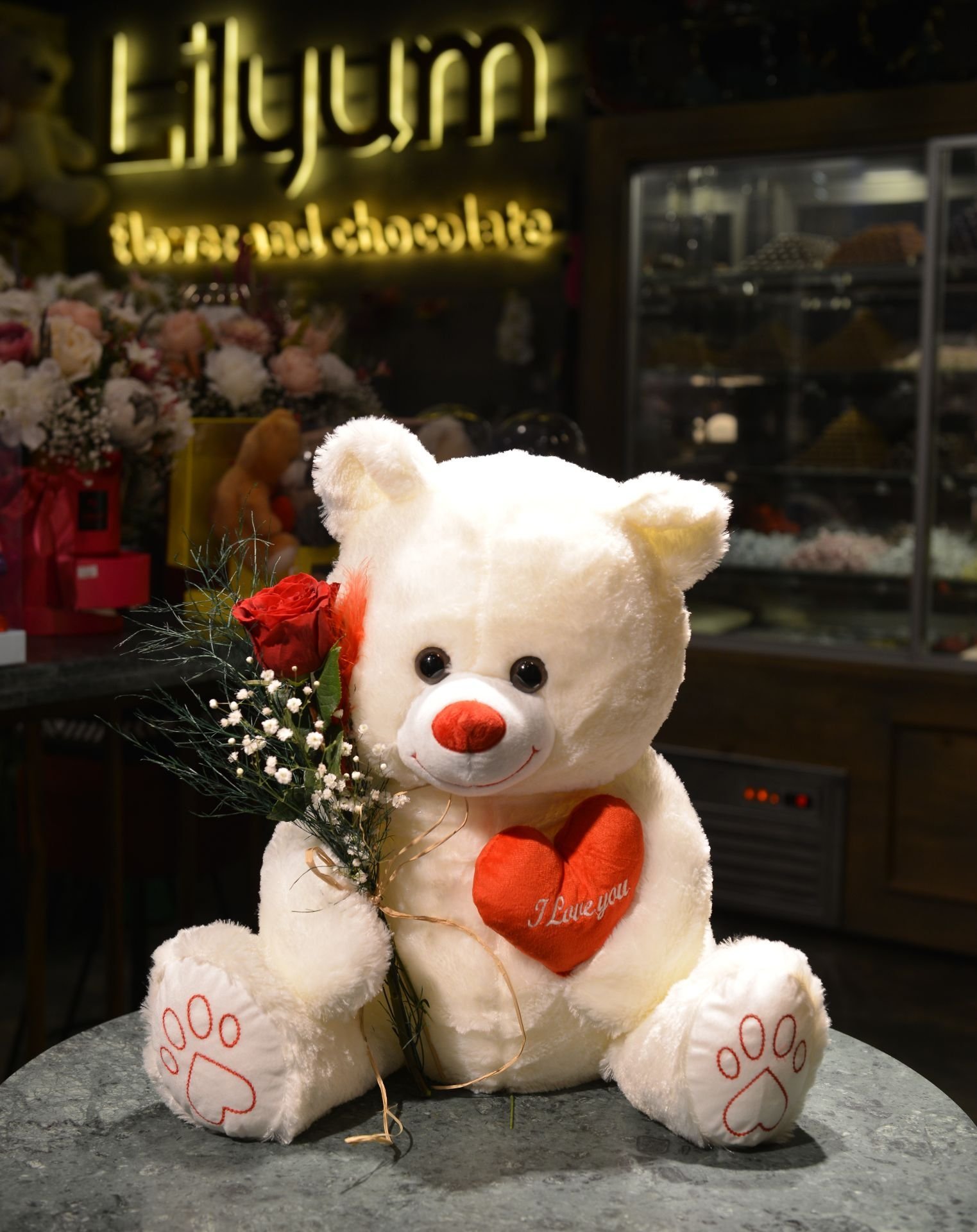 GÜL DETAYLI BEYAZ AYICIK (47 cm)