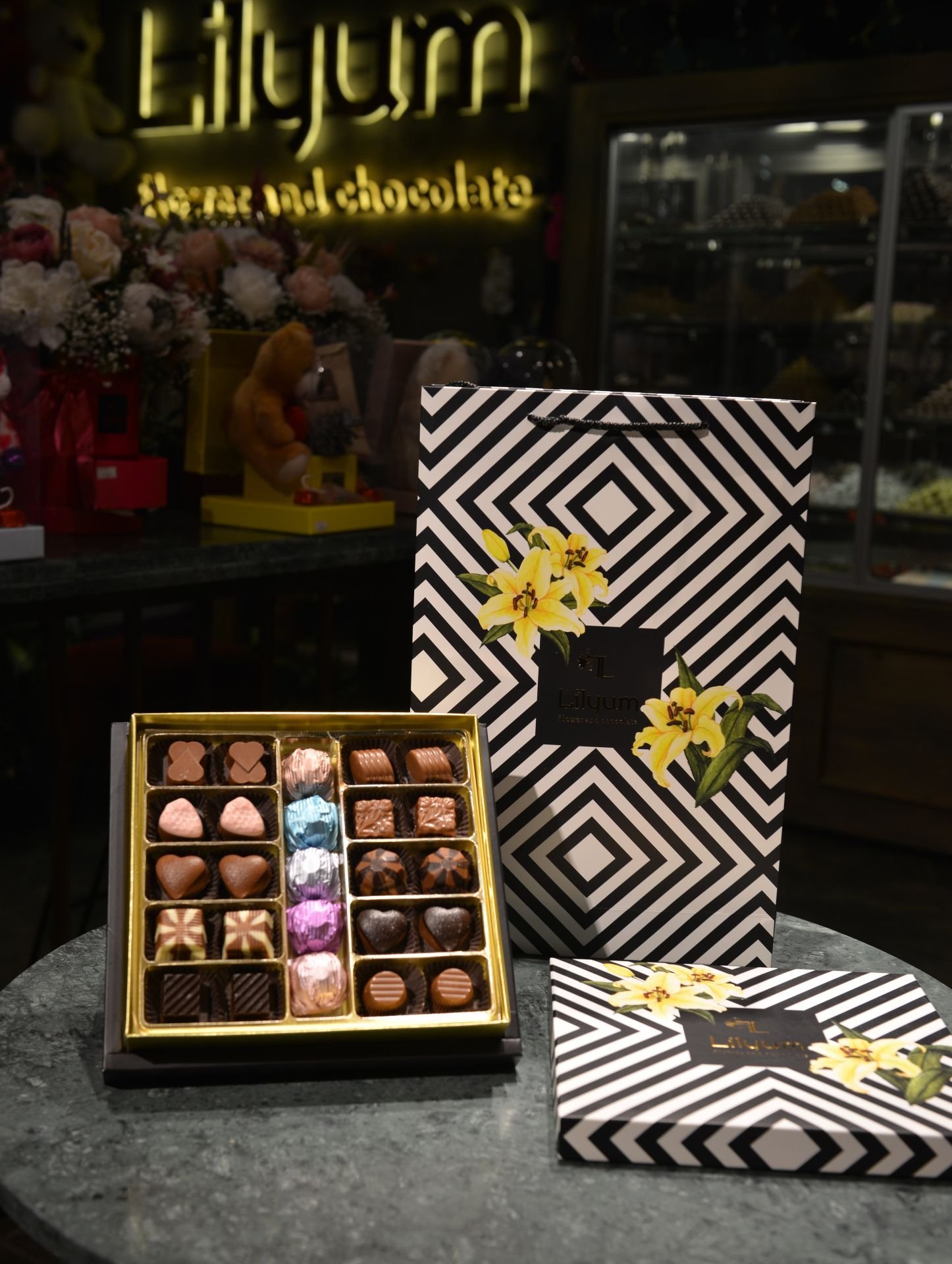 Özel Seri Kristal & Spesiyal Çikolata