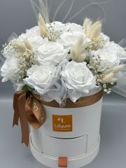 Romantica Serisi Kalıcı Beyaz Güller   (Flowerbox)