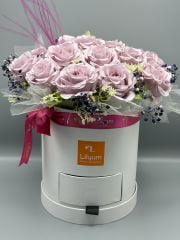 Romantica Serisi Kalıcı Lila Güller   (Flowerbox)