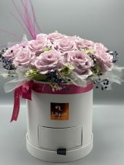 Romantica Serisi Kalıcı Lila Güller   (Flowerbox)