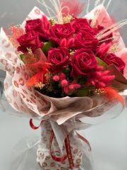 Kalıcı Kadife Kırmızı Gül Buketi (11'li)