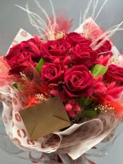 Kalıcı Kadife Kırmızı Gül Buketi (11'li)