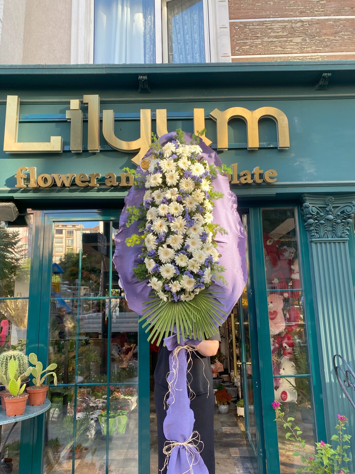 Çelenk (Beyaz Çiçekler)