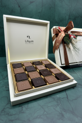 Dizayn Kutu Sütlü & Bitter Madlen Çikolata