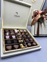 Dizayn Kutu Spesiyal Çikolata (Ortası Draje)